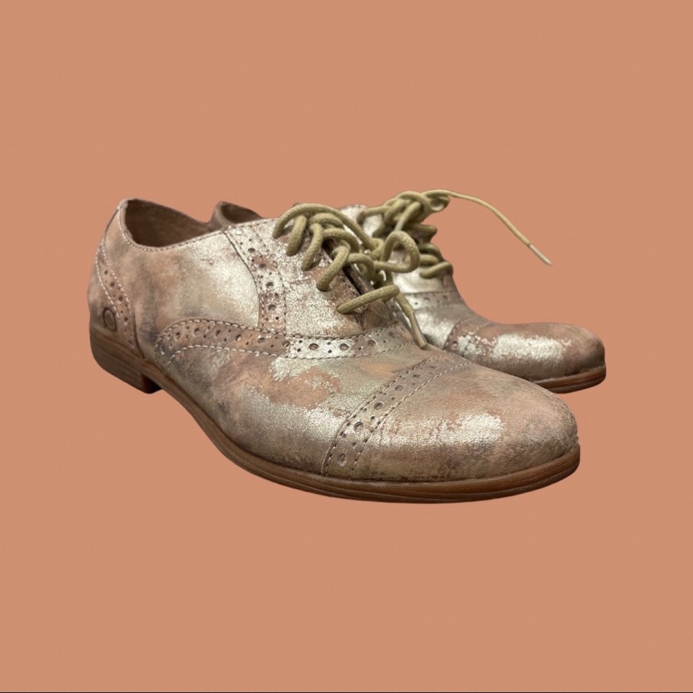 Born Never worn oxfords